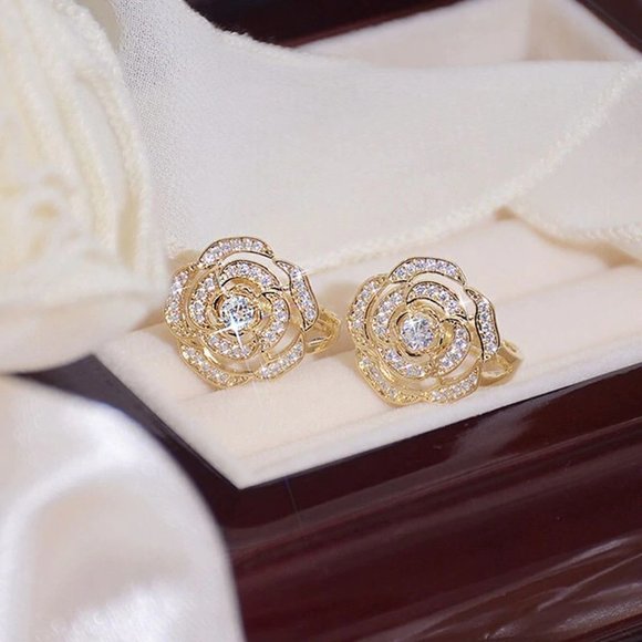 💥 Silver Plated Diamond CZ Elegant Rose Flower Stud Earrings Women, HA4508 - Picture 3 of 4